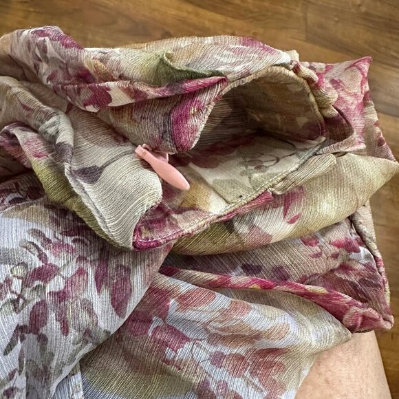 Urbani Moscow bralette floral cutout mini dress - Picture 9 of 11